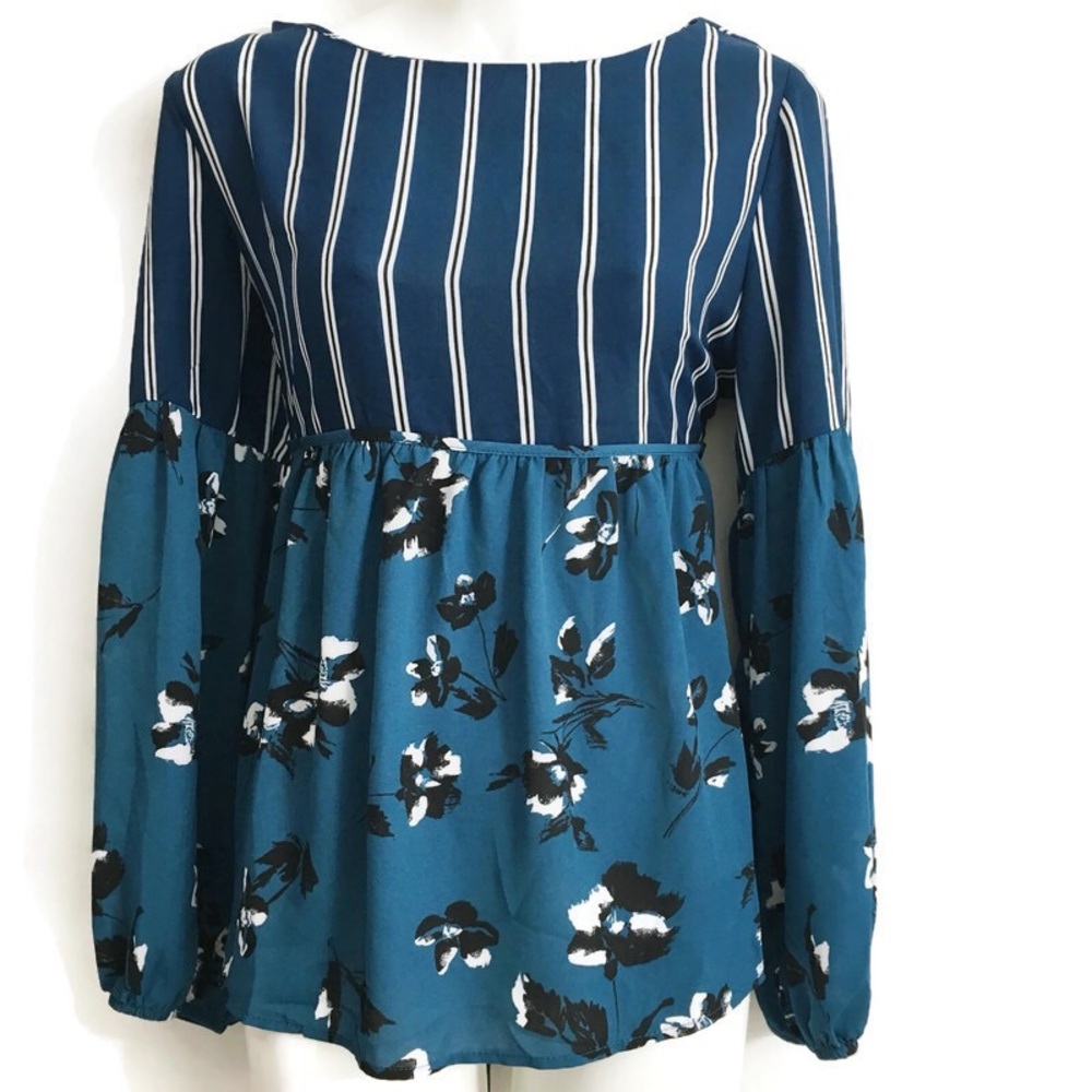 🌸 Monteau floral striped tie back blouse A12-601